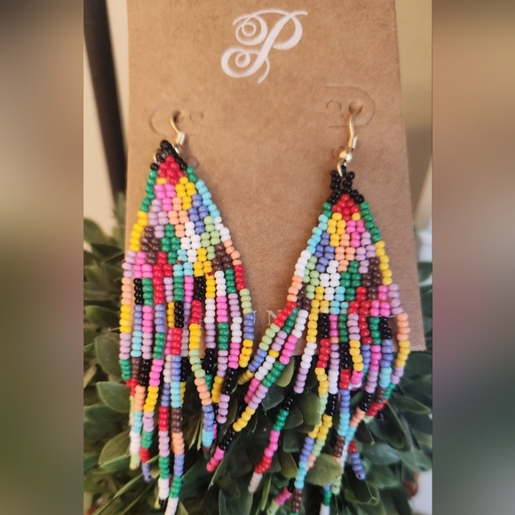 Plunder earrings $8 each - Picture 4 of 6